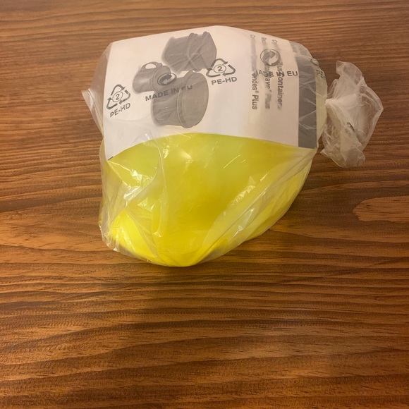 CrystalWave® PLUS 3½-cup/828 mL container - Picture 2 of 3